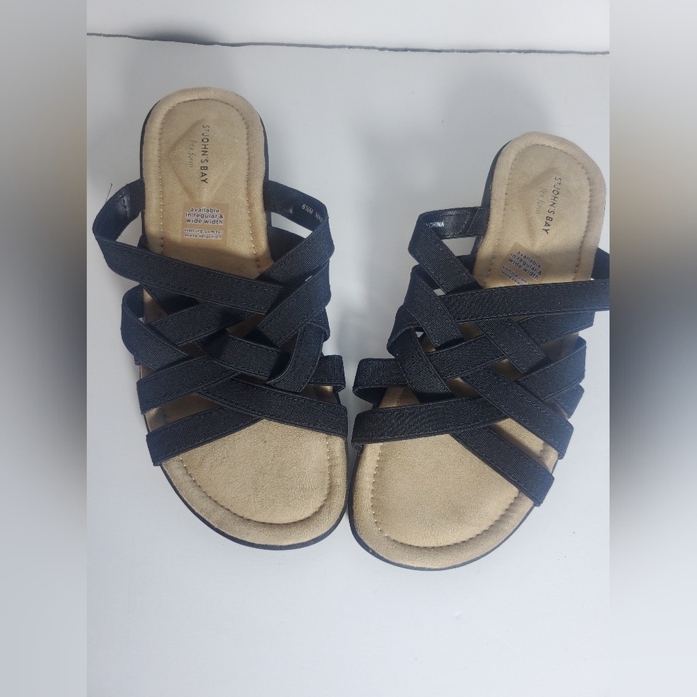 NWOT Women’s Black St. John’s Bay Flex Foam Shoes Size 6.5